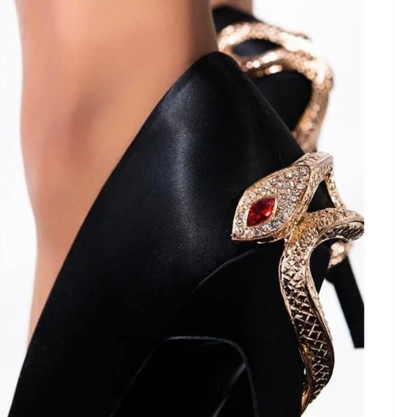 The Snakes Out-to-Play Stiletto