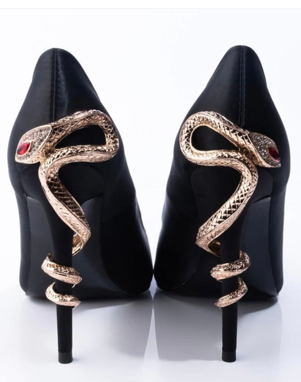 The Snakes Out-to-Play Stiletto