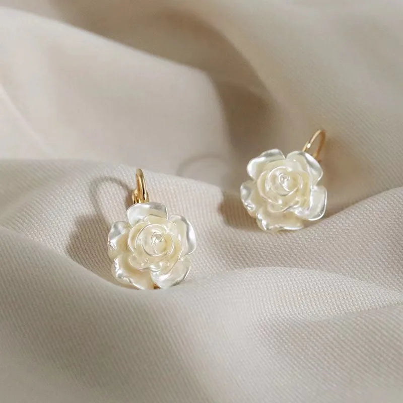 The Camellia Flower Dangle Earrings